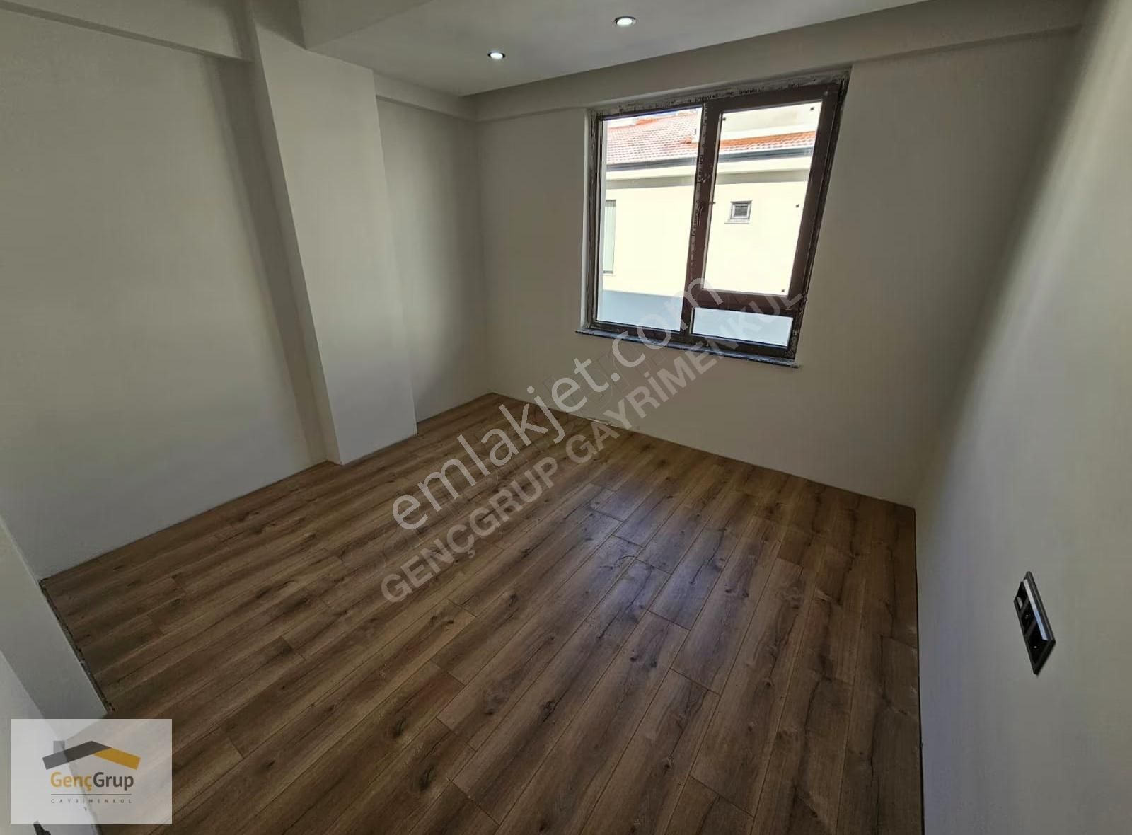 *genç Grup* Batıkent Mh Yerden Isıtma E.banyo Özel Garaj Lüx 3+1 - Görsel 3