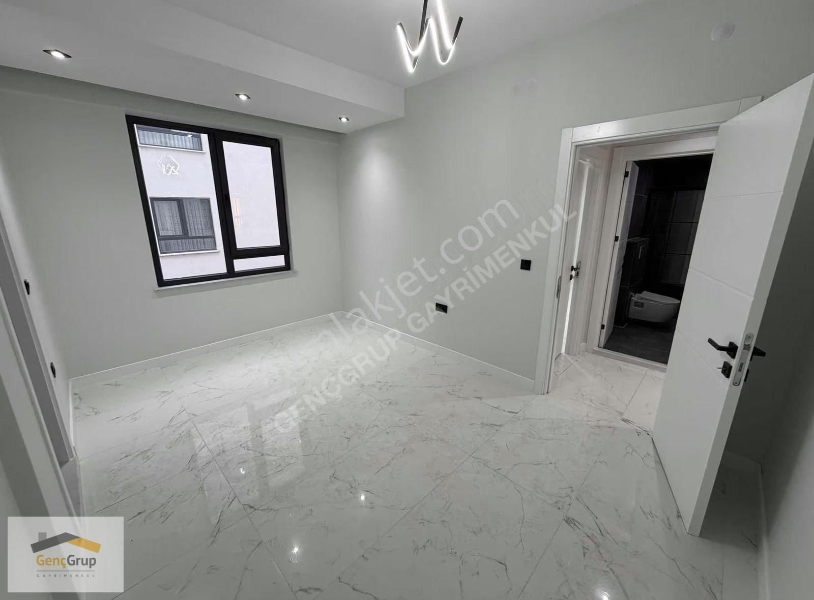 *genç Grup* Batıkent Siteler Bölgesi,önü Açık Manzaralı Şık 3+1 - Görsel 15