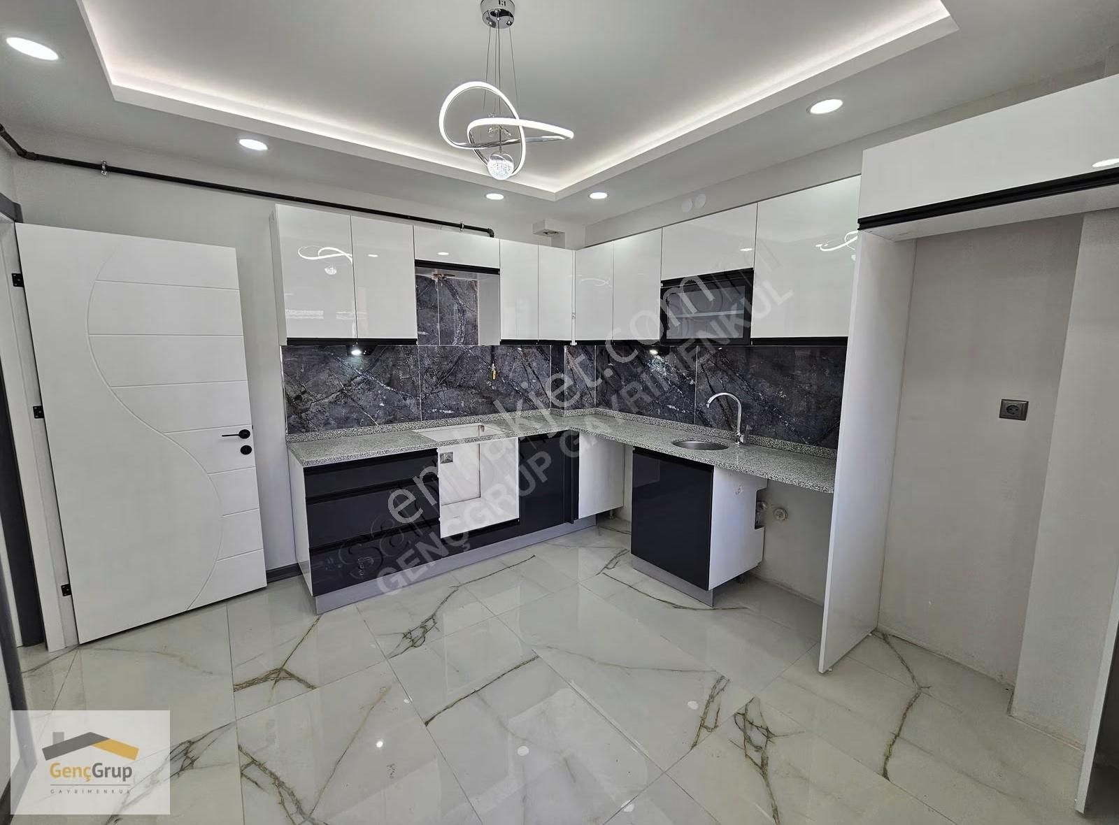 *genç Grup* Çamlıca Tombakzade Yakını Yerden Isıtma Arakat 2+1 - Görsel 18