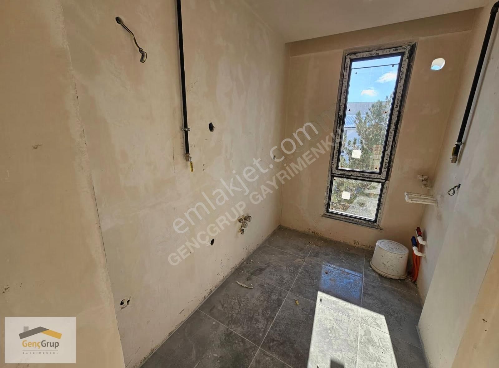 *genç Grup* Tombakzade Cd Dibi Fırsat Konumda Yerden Isıtma 2+0 - Görsel 4