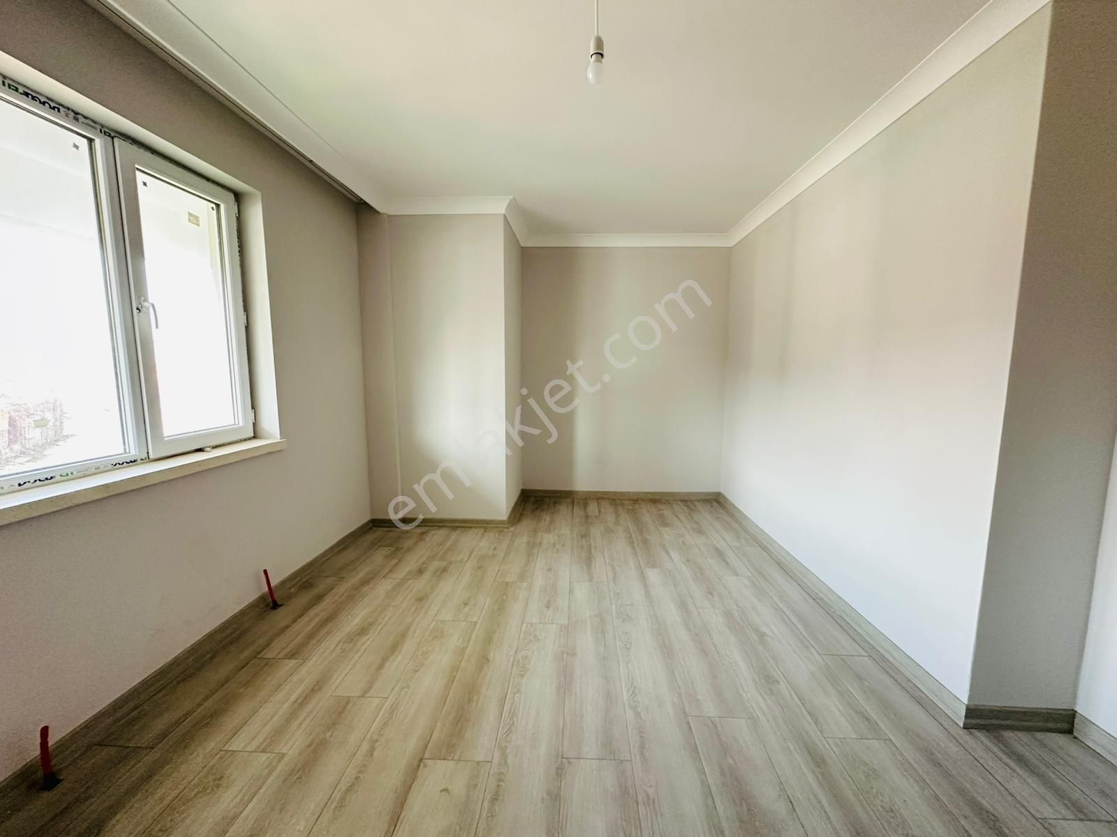 Beşikkaya'da Köy Parkı Yakını Y.giriş Asansörlü Sıfır Bina'da 3+1 Satılık Daire !!! - Görsel 11