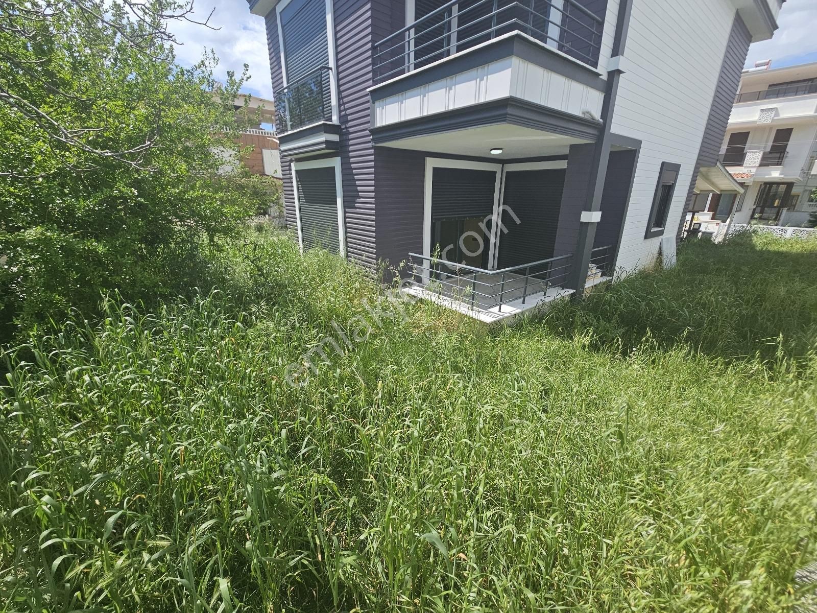 Eu Gayrimenkulden Denize 10 Metre Deniz Manzaralı 3+1 Villa - Görsel 18