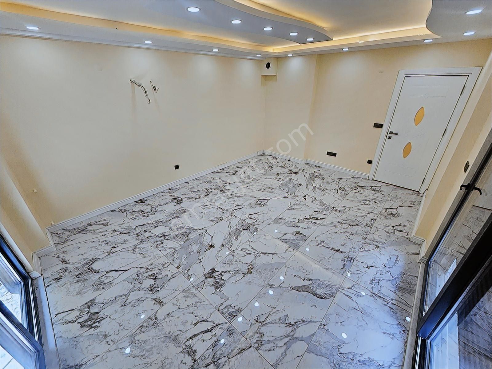 Eu Gayrimenkulden Denize 10 Metre Deniz Manzaralı 3+1 Villa - Görsel 22