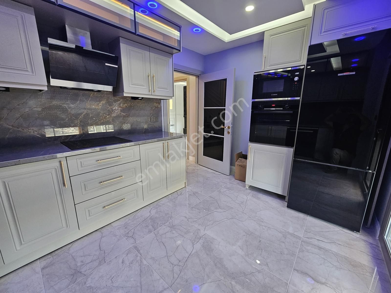 Eu Gayrimenkulden Ultra Lüx 6+1 Denize Yakın Villa - Görsel 14