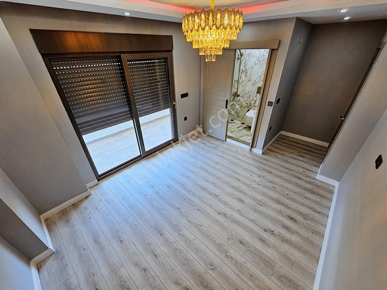 Eu Gayrimenkulden Ultra Lüx 6+1 Denize Yakın Villa - Görsel 18