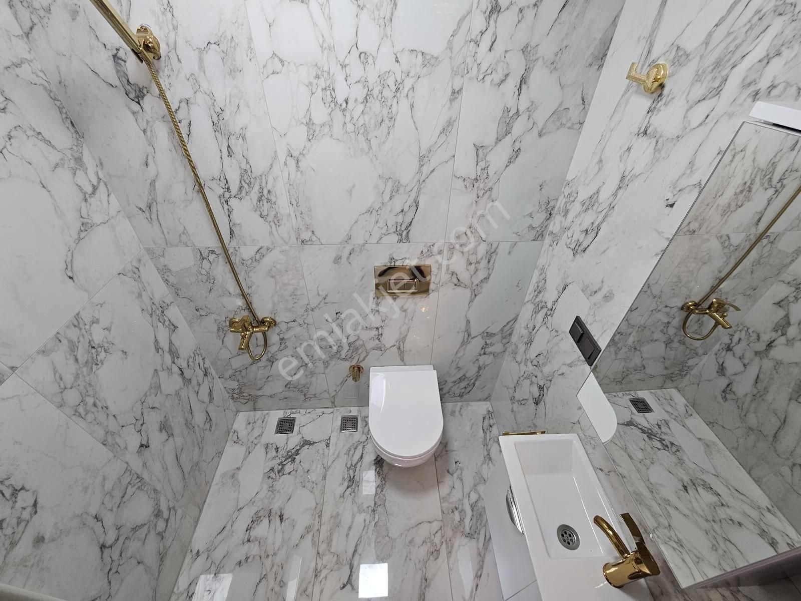 Eu Gayrimenkulden Ultra Lüx 6+1 Denize Yakın Villa - Görsel 22