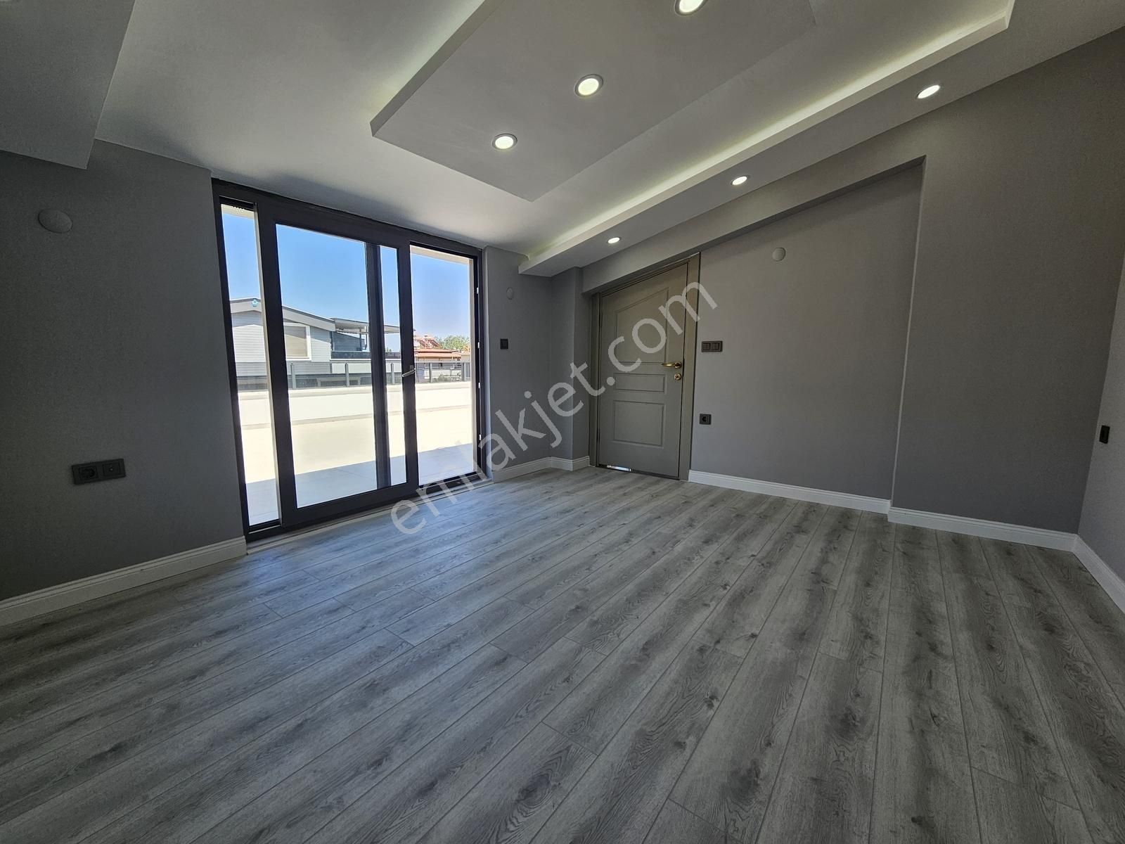 Eu Gayrimenkulden Ultra Lüx 6+1 Denize Yakın Villa - Görsel 5