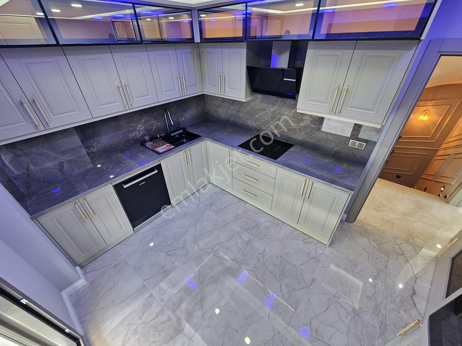 Eu Gayrimenkulden Ultra Lüx 6+1 Denize Yakın Villa - Görsel 30