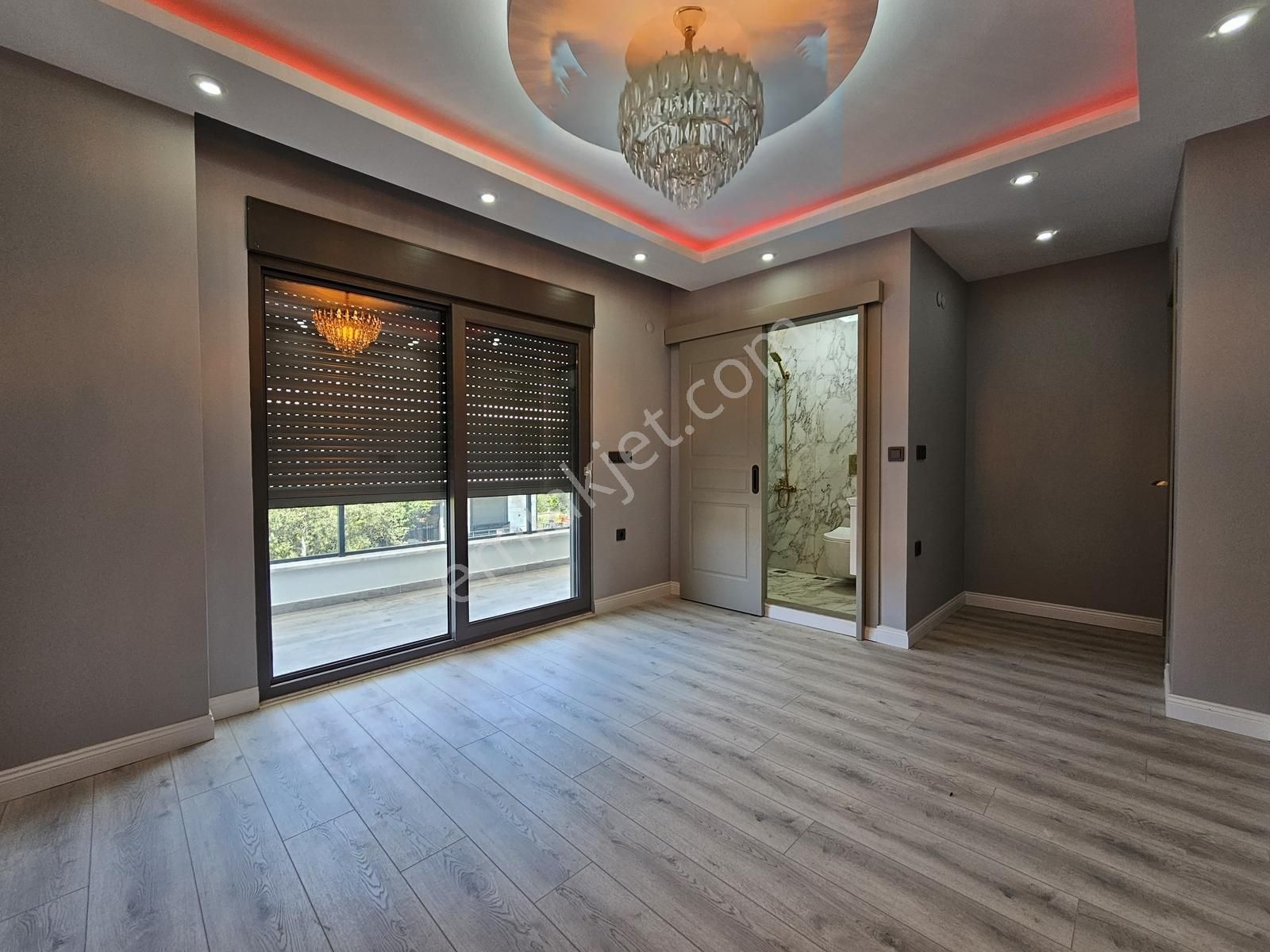 Eu Gayrimenkulden Ultra Lüx 6+1 Denize Yakın Villa - Görsel 6