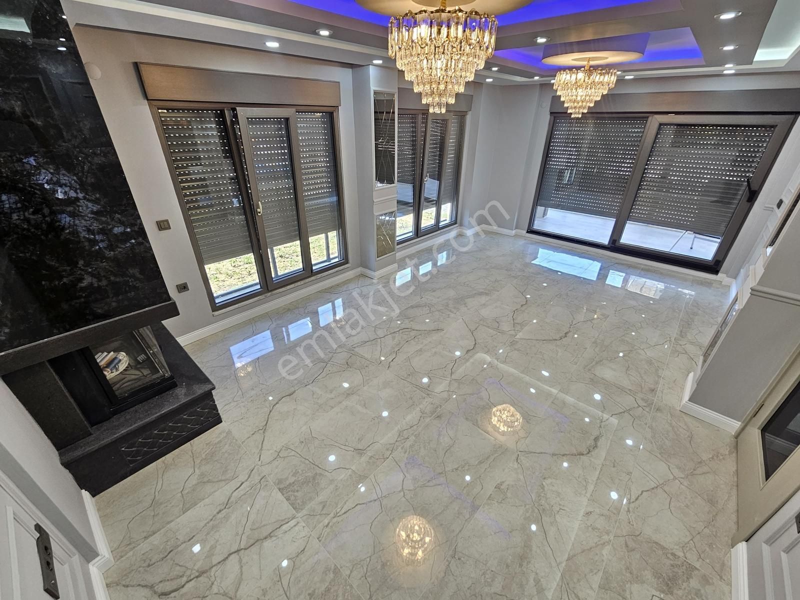 Eu Gayrimenkulden Ultra Lüx 6+1 Denize Yakın Villa - Görsel 15