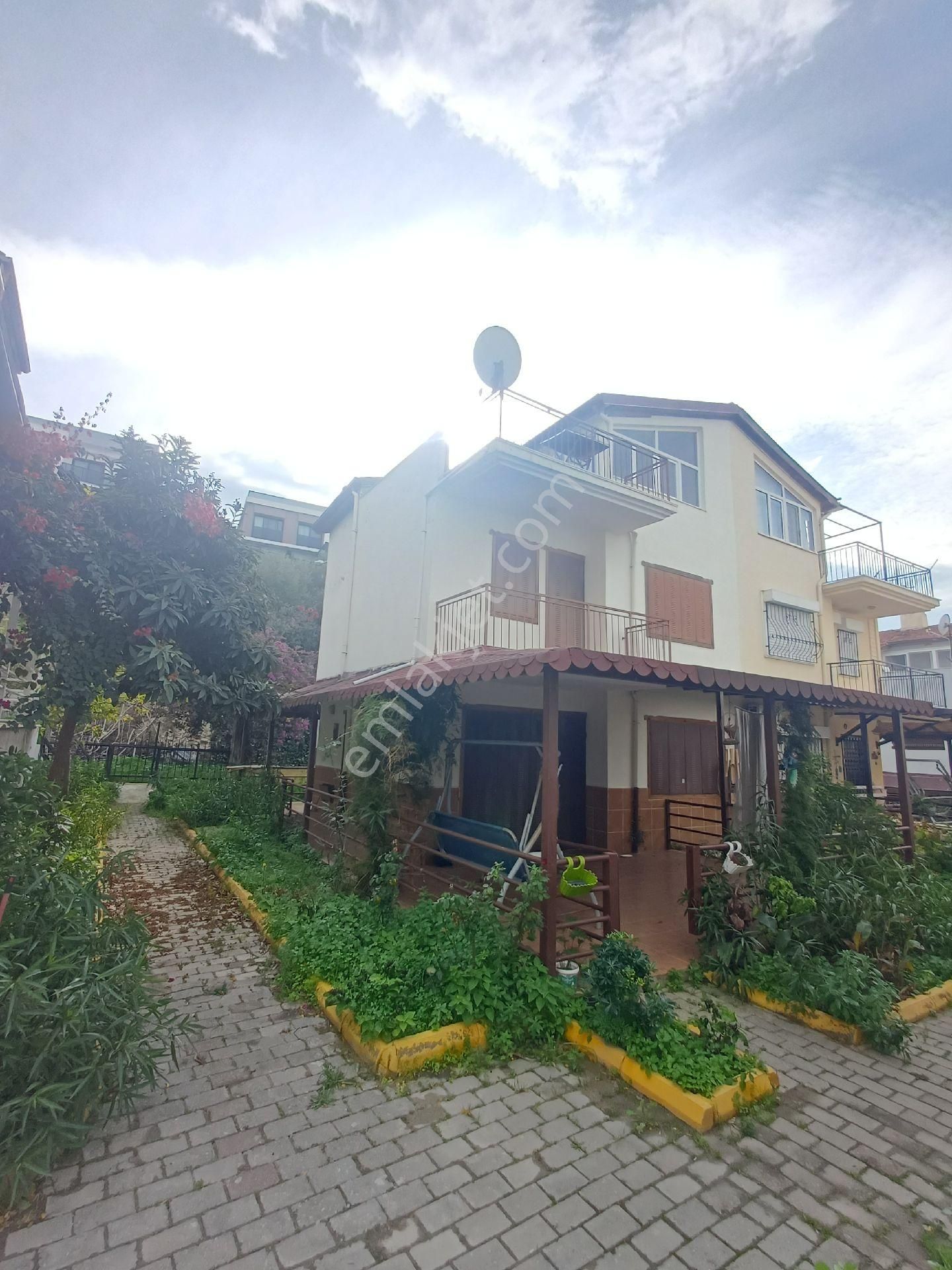 Kusadası Plaja Yakın 4+1 Sorunsuz Yazlık - Görsel 4