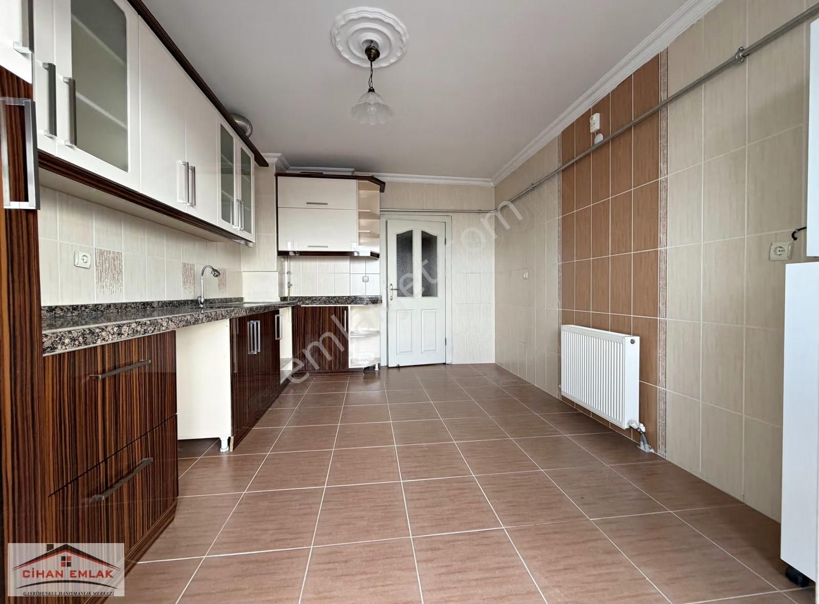 Cihan'dan Ankara Manzaralı Merkezde Güney Cephe Yapılı Kiralık - Görsel 7