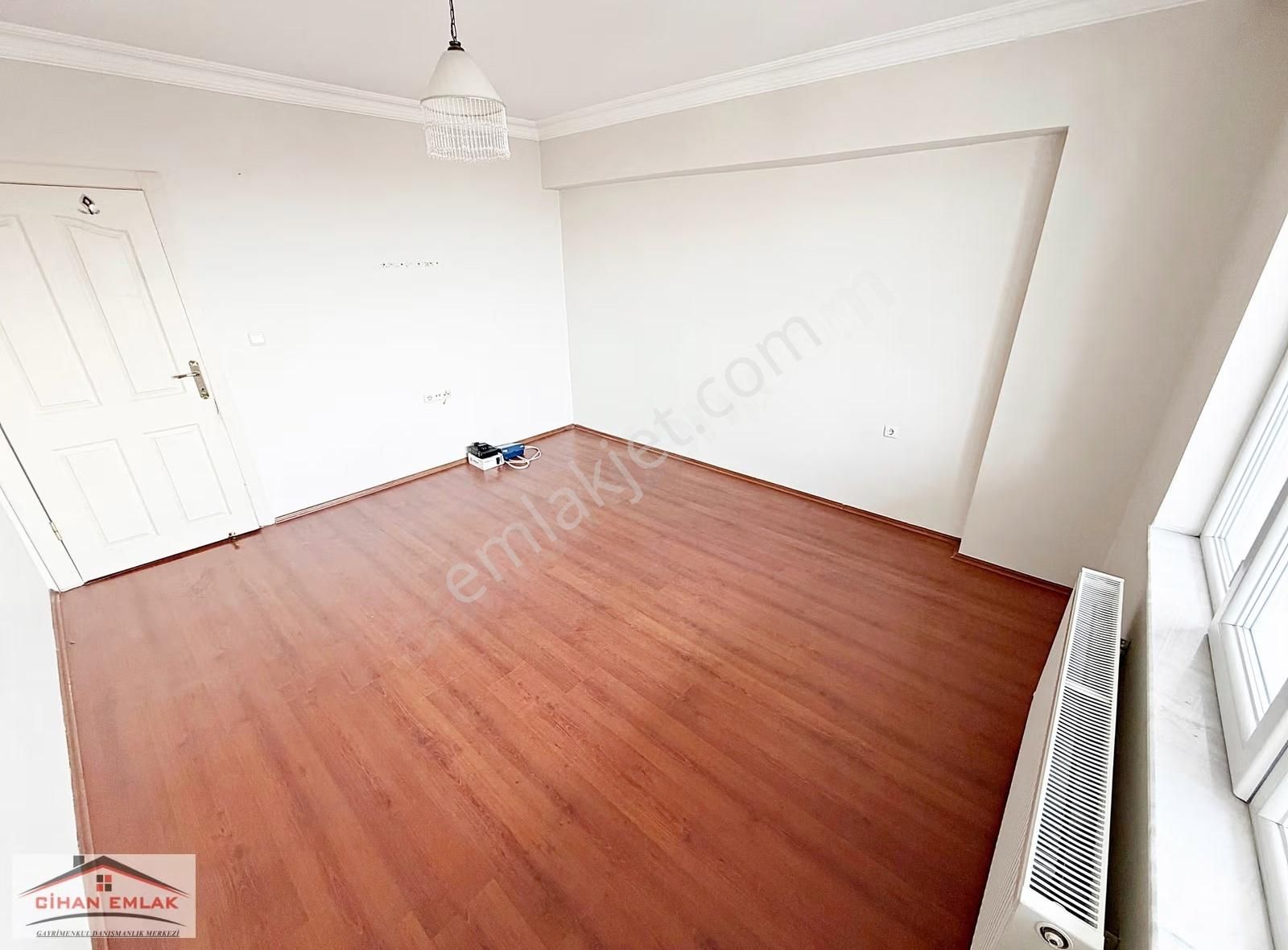 Cihan'dan Ankara Manzaralı Merkezde Güney Cephe Yapılı Kiralık - Görsel 6