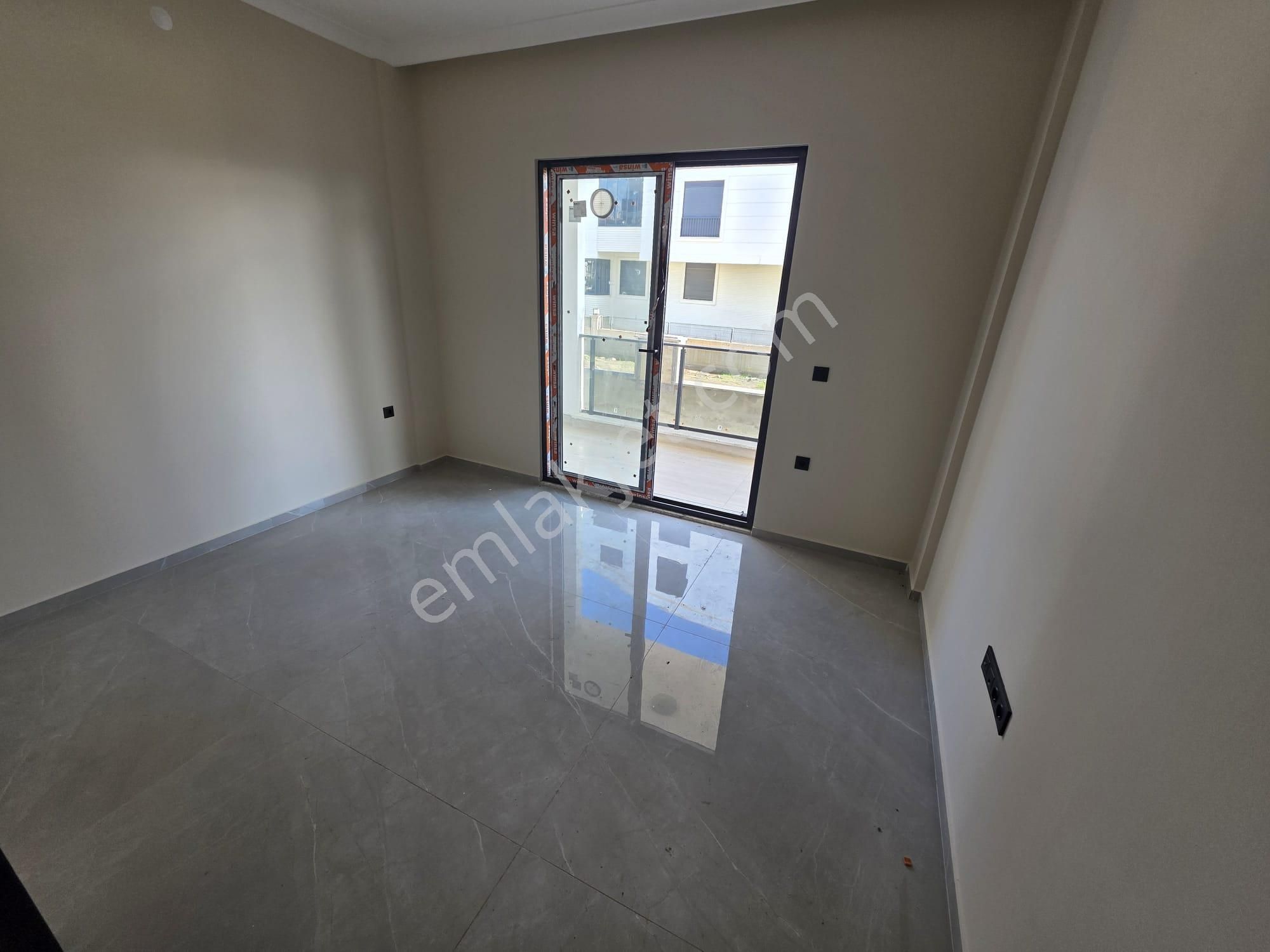 Irmaksudan Altınkumda Yeni Yapı Geniş Balkonlu 1+1 Ve 2+1 Lüks Daireler - Görsel 3