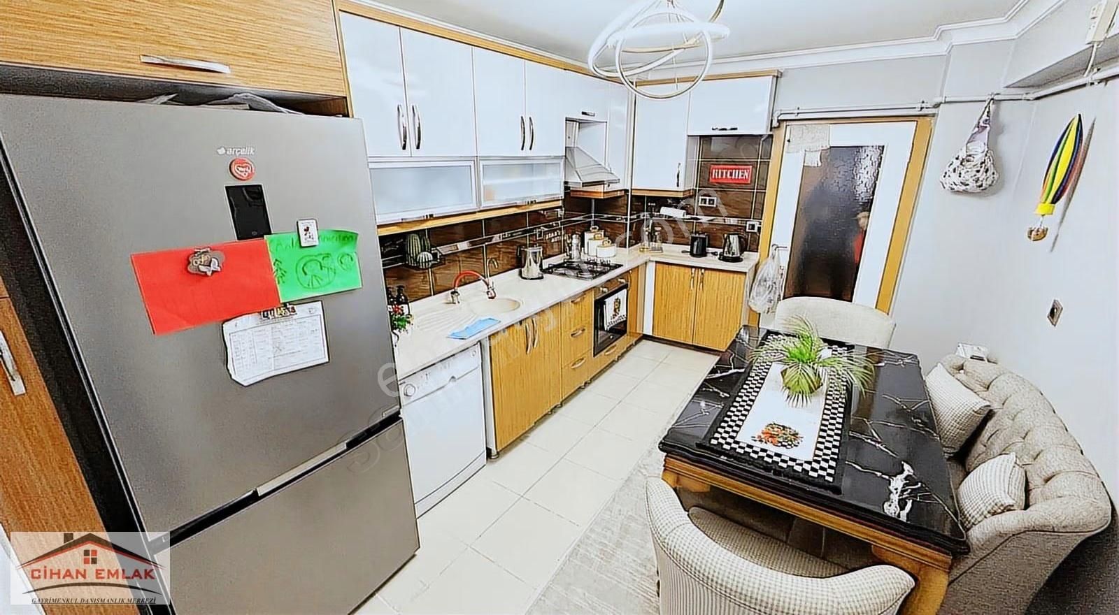 Cihan'dan 2 Bloklu Site'de Ankara Manzaralı Yapılı 3+1 Satılık - Görsel 3