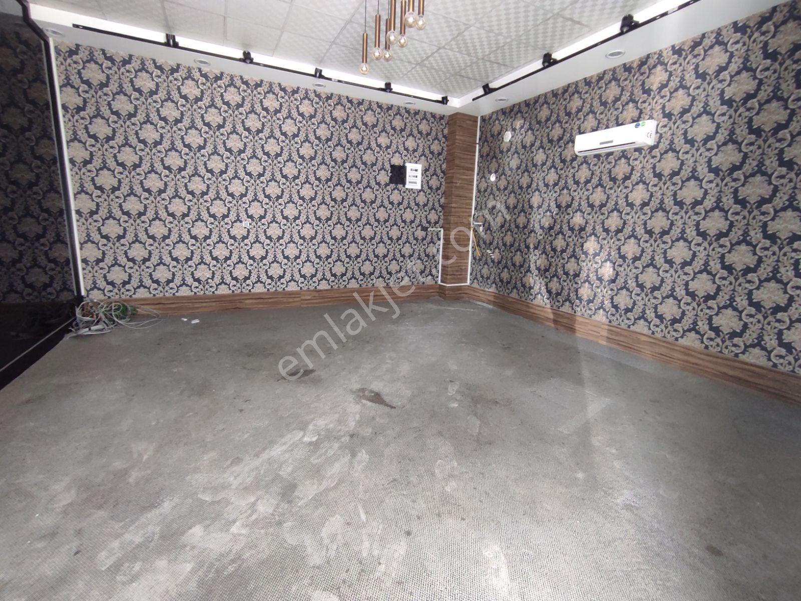 Atıcı'dan Belediye Karşısında Geniş 3 Katlı 1095 M2 Satılık - Görsel 24