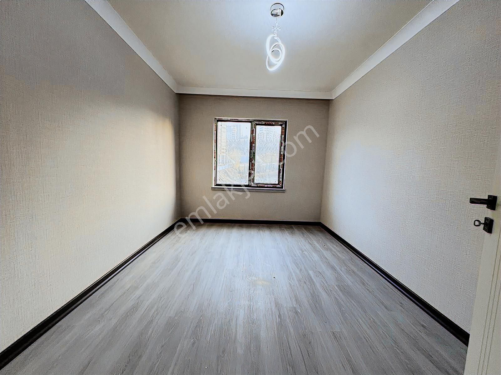 Engin Emlak'tan Y. Isıtmalı G.peyzajlı Site'de 4+1 Lüx Daire - Görsel 15