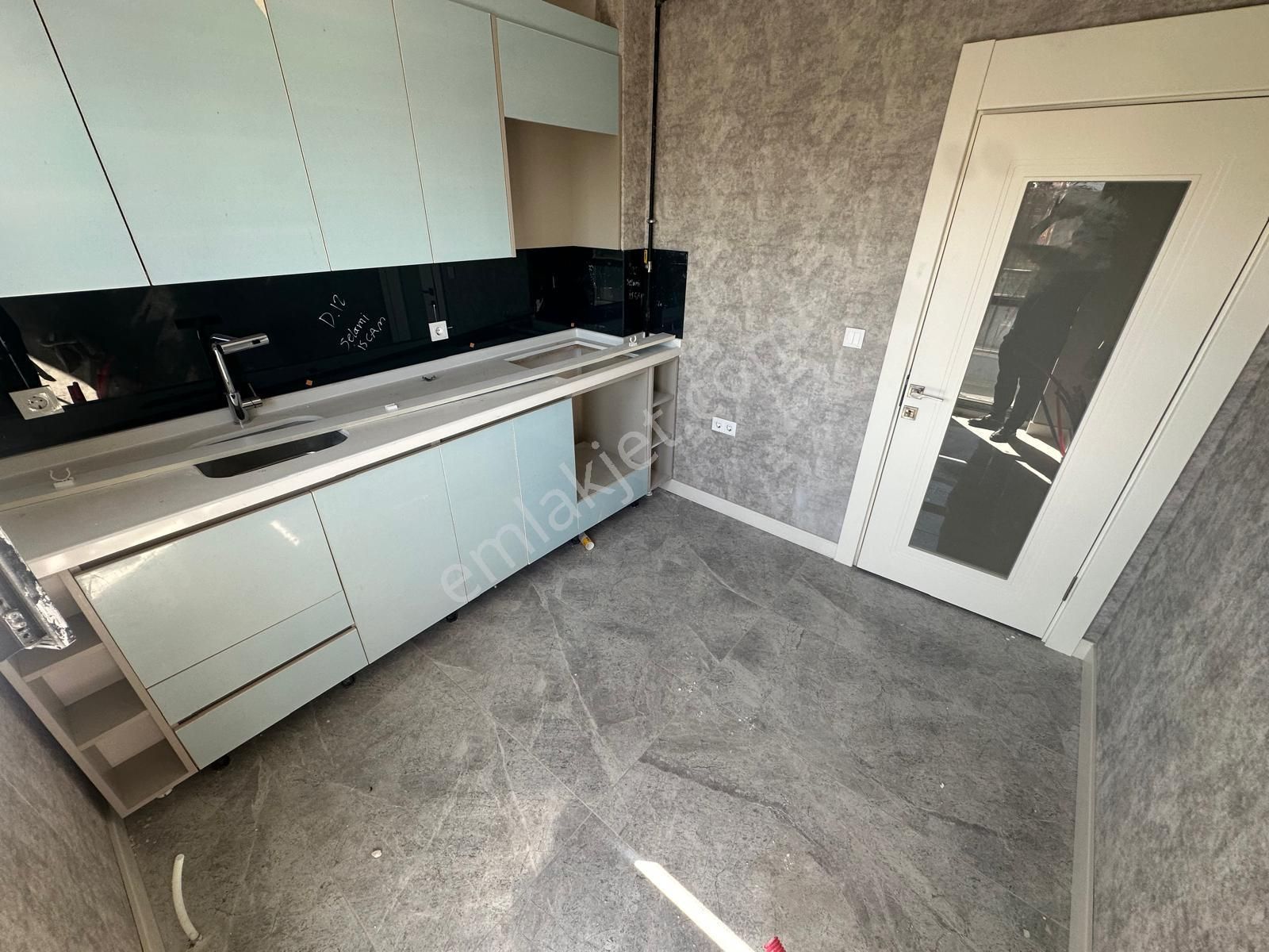 Etimesgut Topçu Mah. Bağımsız Mutfak Asansörlü 2+1 Satılık Daire - Görsel 3