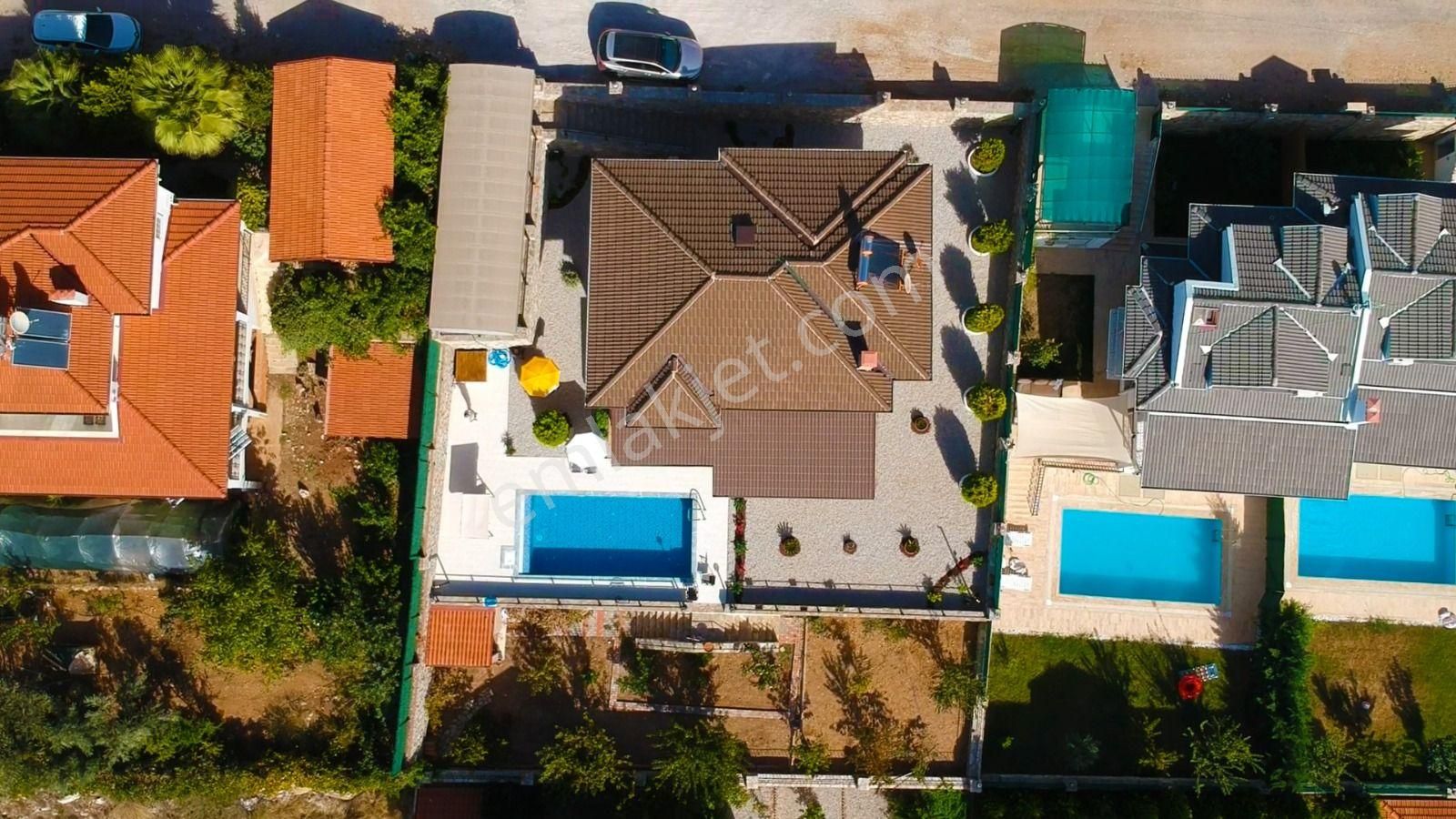 Goldhouse Dan Satılık Orman Manzaralı Geniş Bahçeli Villa 3+1