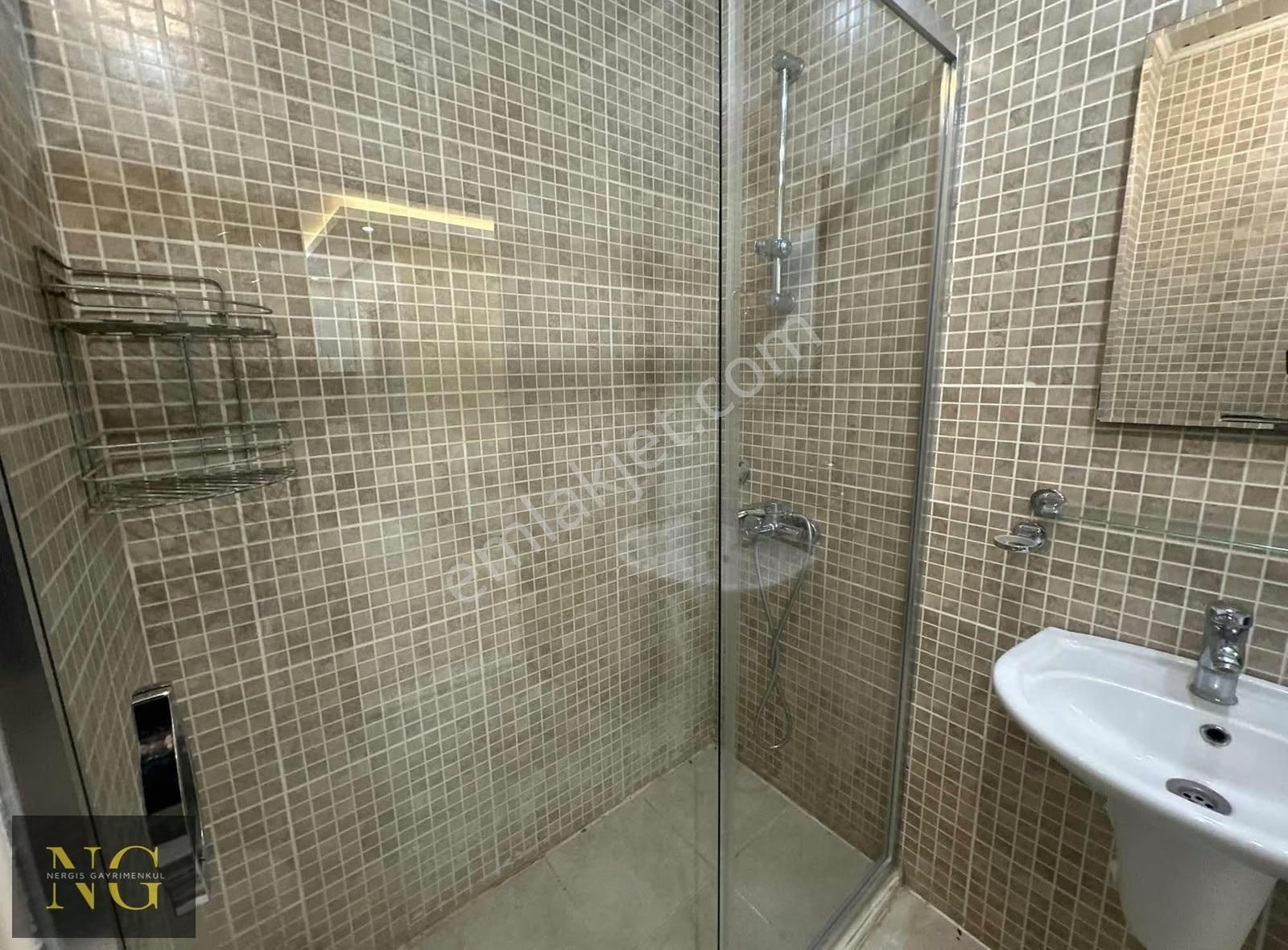 Nergisden Havuzlu Site İçi Full Eşyalı Tasarım Daire - Görsel 5