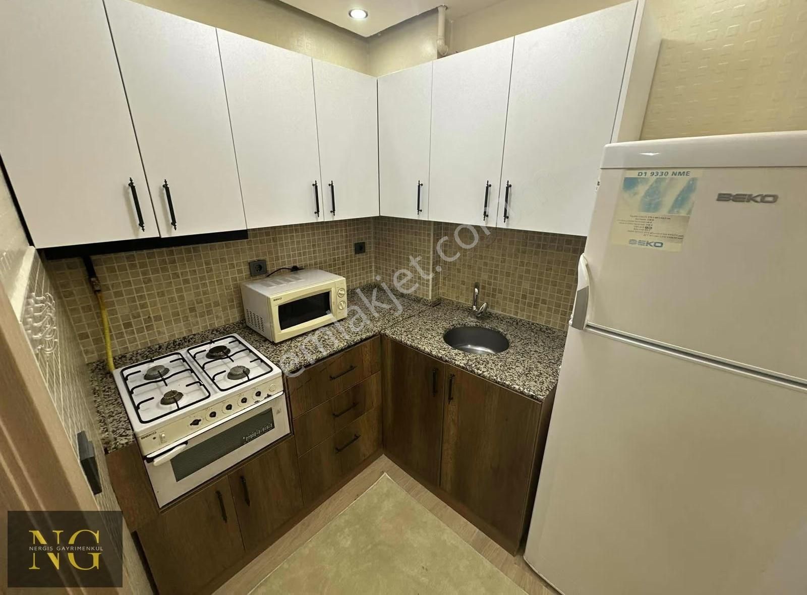 Nergisden Havuzlu Site İçi Full Eşyalı Tasarım Daire - Görsel 21