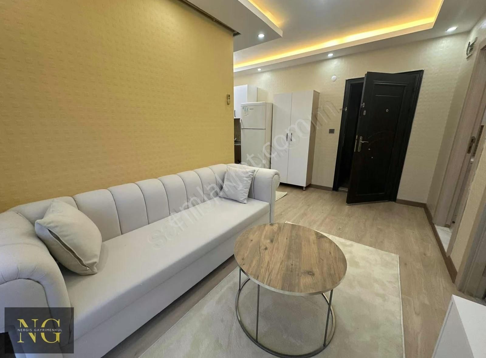 Nergisden Havuzlu Site İçi Full Eşyalı Tasarım Daire - Görsel 9