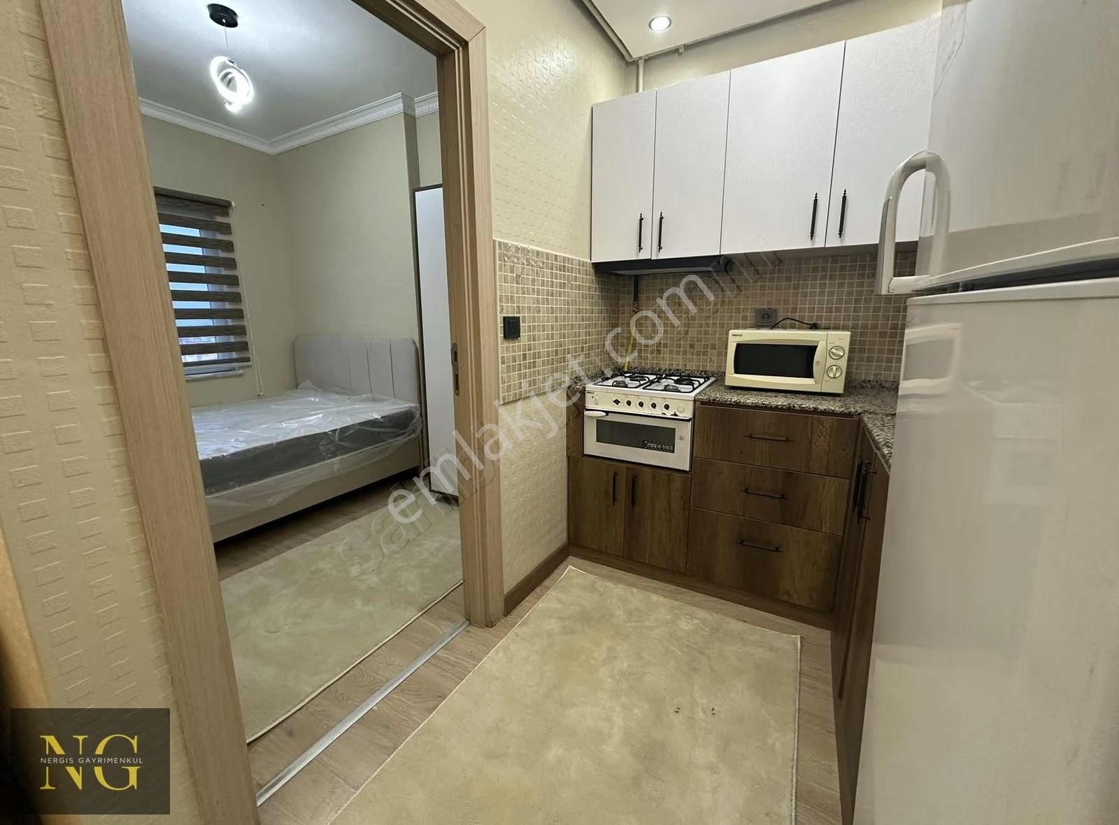 Nergisden Havuzlu Site İçi Full Eşyalı Tasarım Daire - Görsel 7