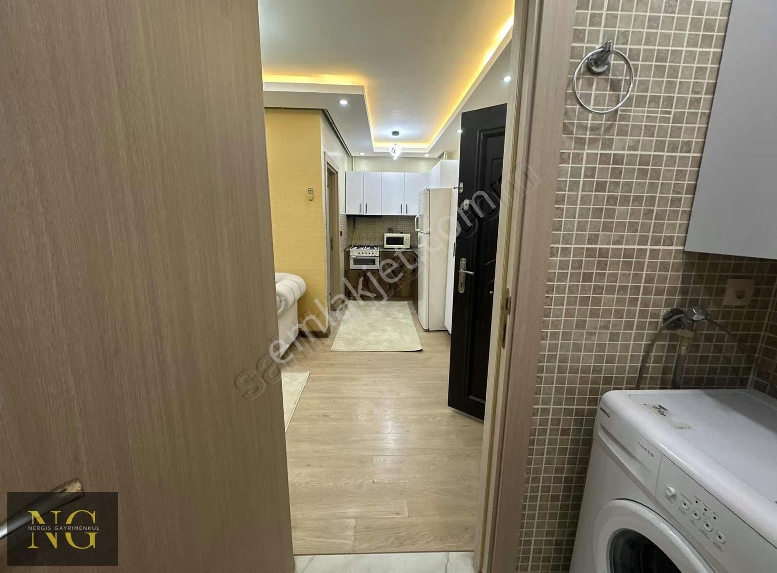 Nergisden Havuzlu Site İçi Full Eşyalı Tasarım Daire - Görsel 3