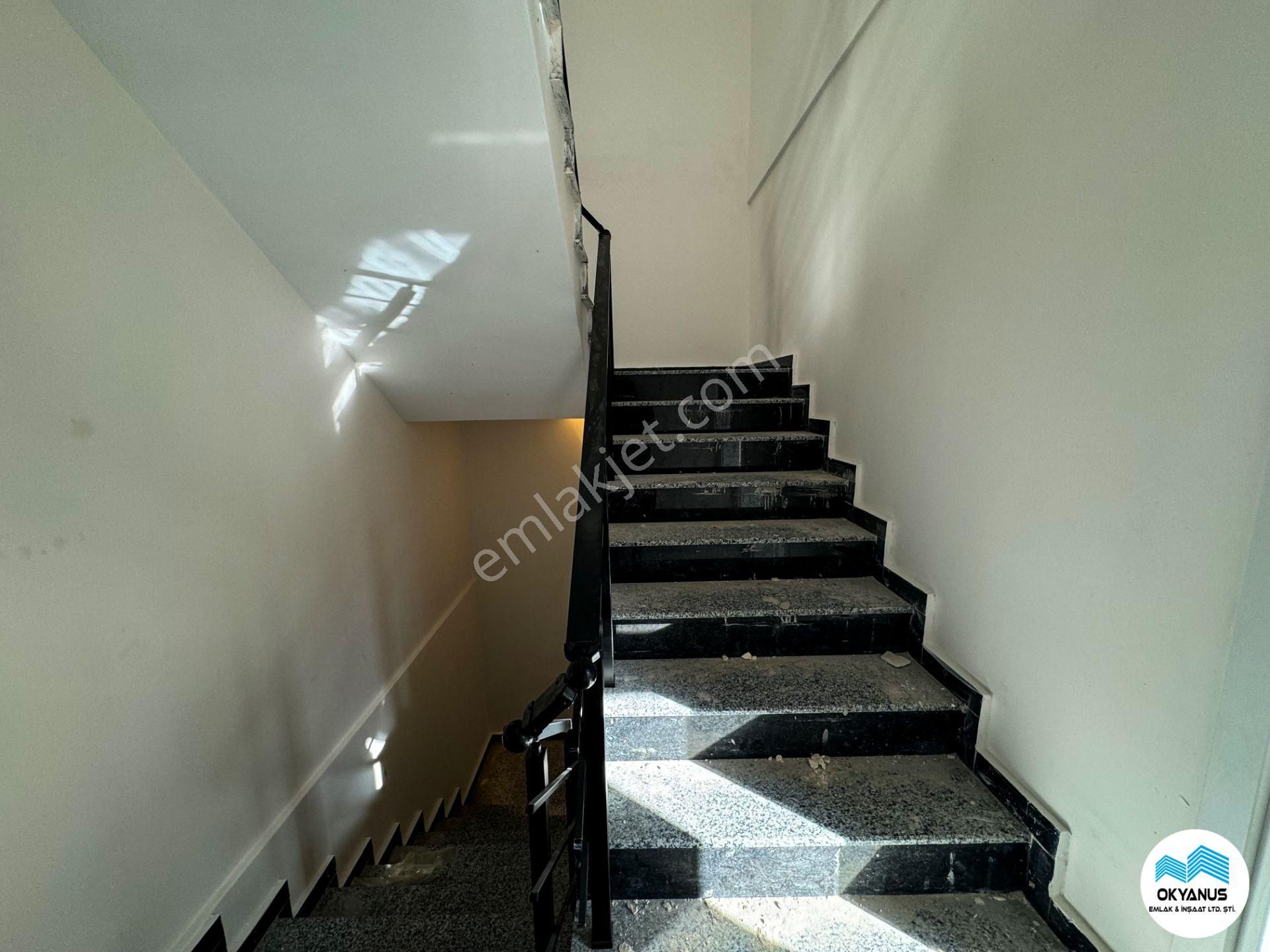 Karasu'da Merkezi Konumda Satılık 4+1 Villa! - Görsel 26