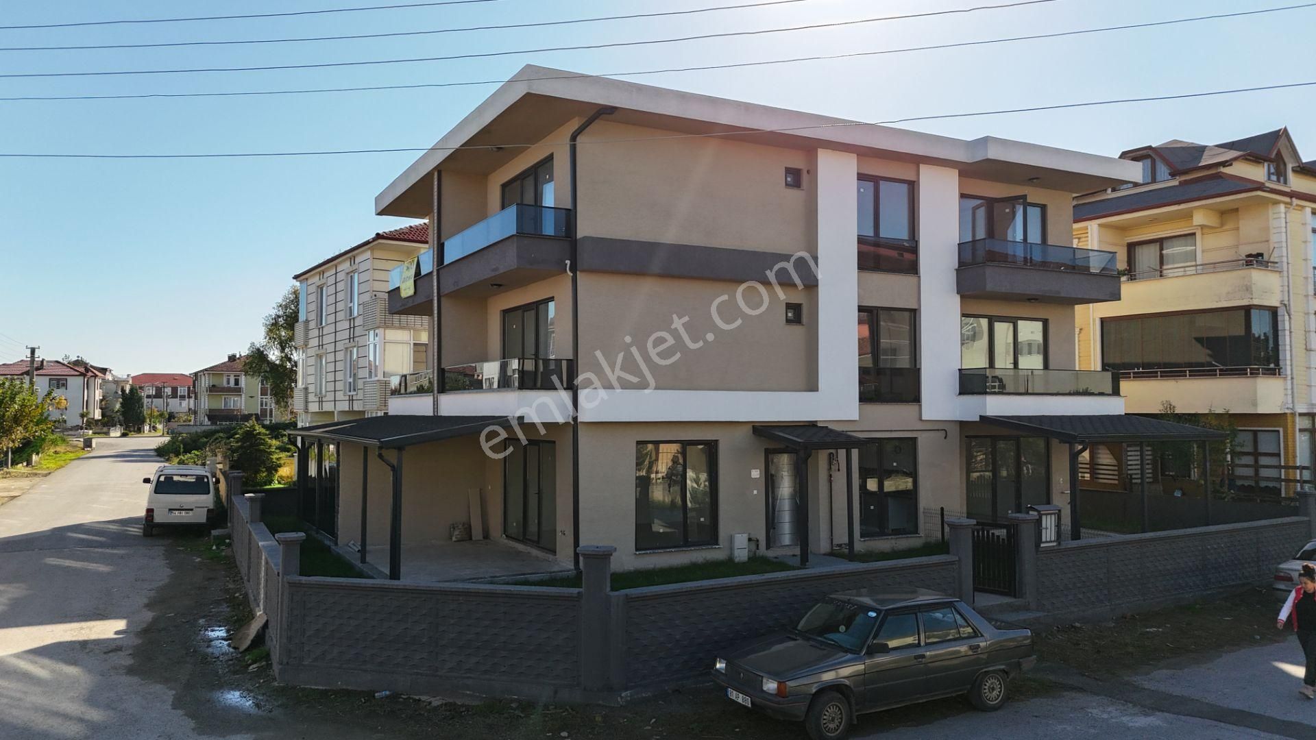 Karasu'da Merkezi Konumda Satılık 4+1 Villa! - Görsel 4