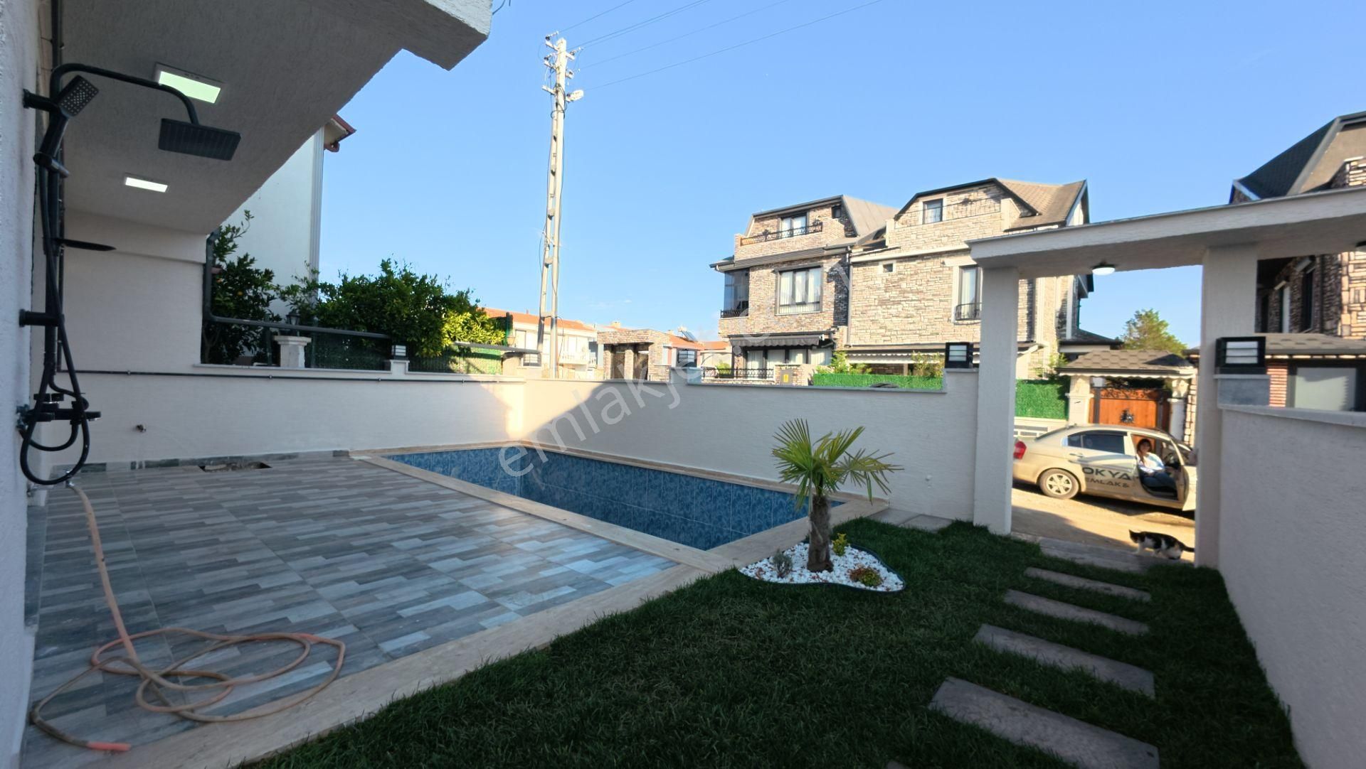 Kocaali De Deniz Gören, Havuzlu, Muhteşem Ön Cephe Villa! - Görsel 8