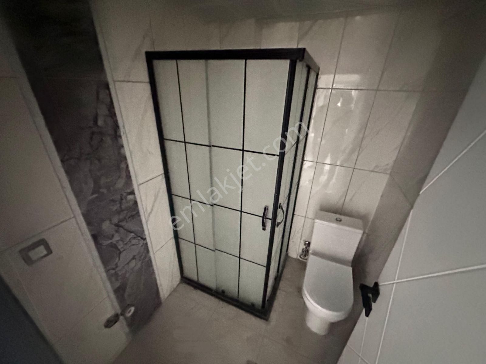 Altınovada Yola Sıfır 2+1 Satılık Daire - Görsel 9