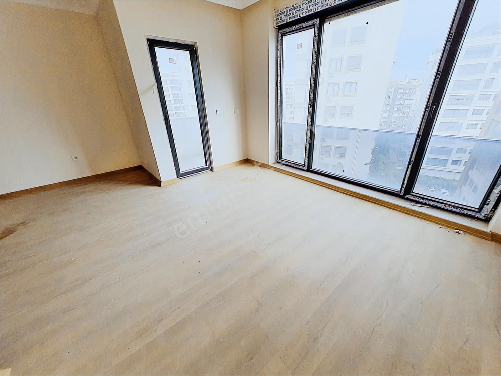 Hometown Gayrimenkul'den Göztepe Merdivenköy Mah. 3+1 Satılık