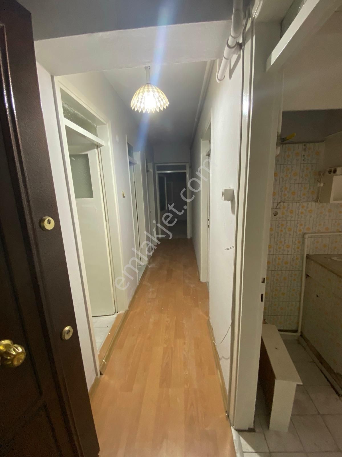 Akalından Metro Yakını Y.griş D.gazlı Çift Balkonlu Satılık 2+ 1 - Görsel 3