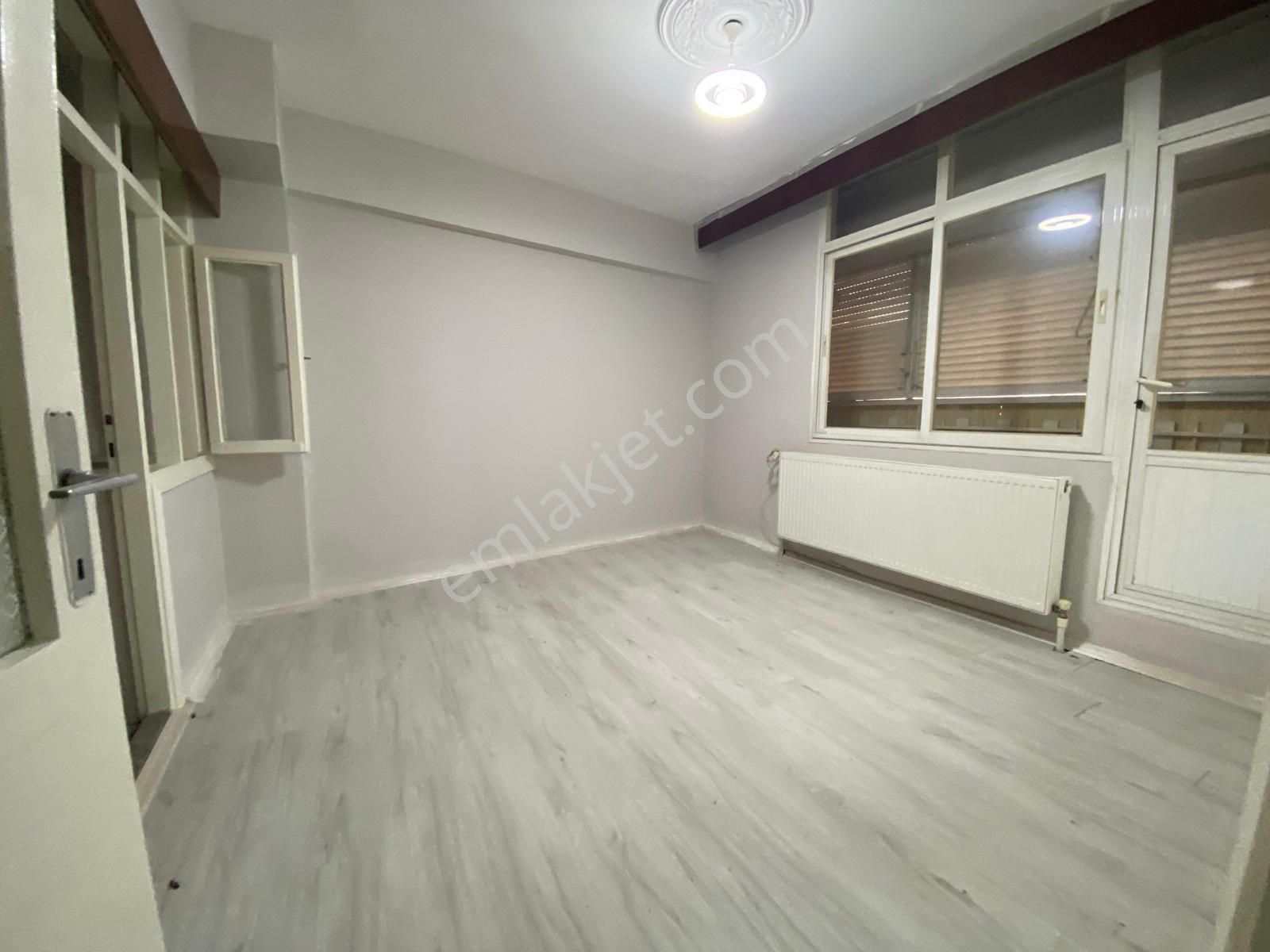 Akalından Metro Yakını Y.griş D.gazlı Çift Balkonlu Satılık 2+ 1 - Görsel 21