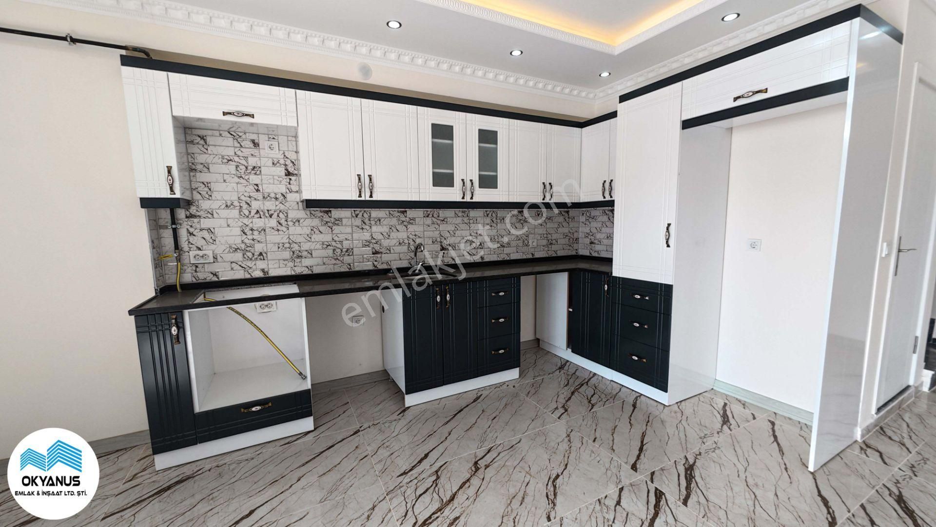 Kocaali De Merkezde Havuzlu Geniş Bahçeli Villa - Görsel 13