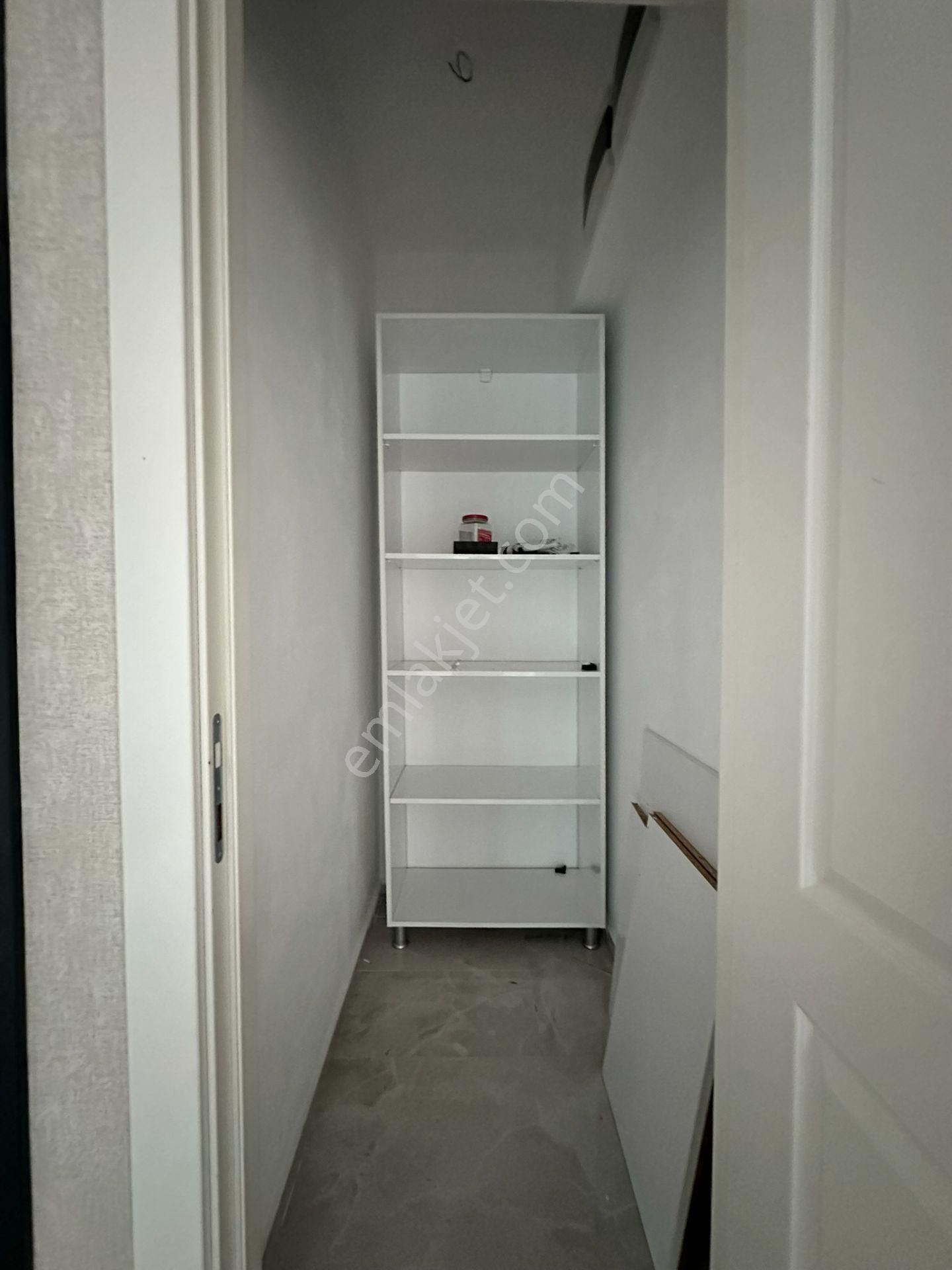 Pursaklar Mehmet Zengin Emlak'tan Kapalı Otoparklı Hstane Yakını 3.kat 4+1 Daire Daire - Görsel 30