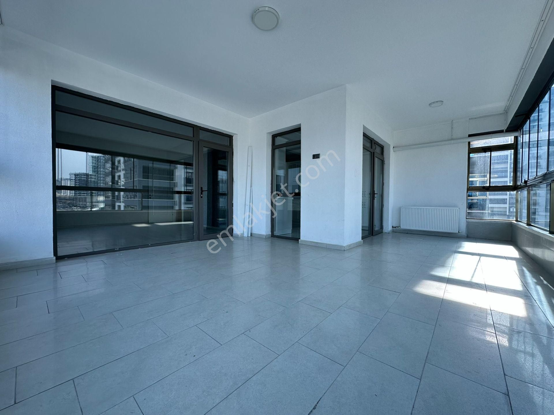 Pursaklar Mehmet Zengin Emlak'tan Kapalı Otoparklı Hstane Yakını 3.kat 4+1 Daire Daire - Görsel 27