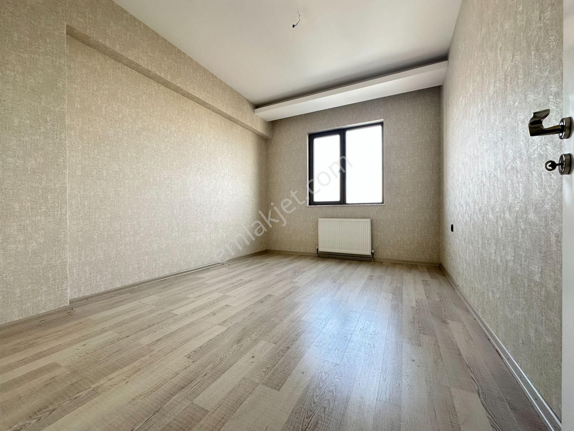 Pursaklar Mehmet Zengin Emlak'tan Kapalı Otoparklı Hstane Yakını 3.kat 4+1 Daire Daire - Görsel 20