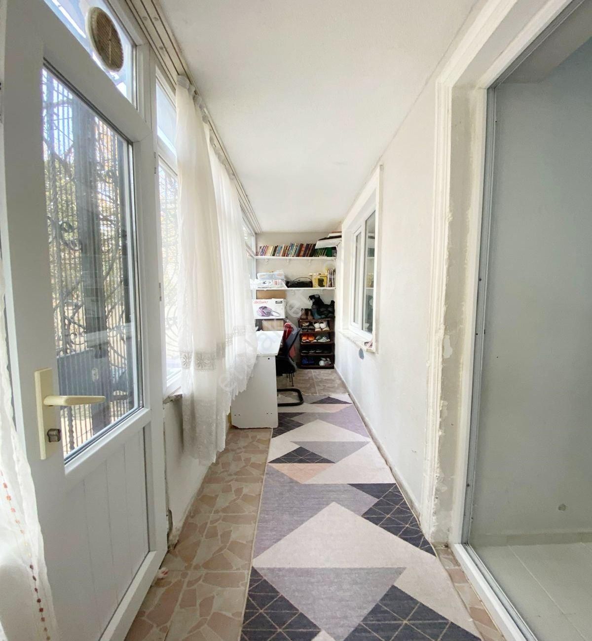 Avcılar Cihangirde 1+1 Ayrı Mutfaklı Emsallerinin Altında Fiyat - Görsel 6