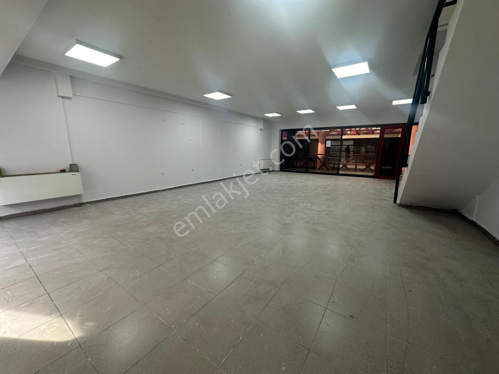 Em-of Emlaktan Düz Ayak Masrafsız 160 M2 Kiralık A2 Tipi İş Yeri - Görsel 14