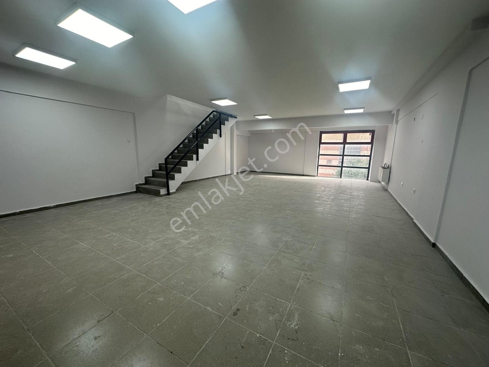 Em-of Emlaktan Düz Ayak Masrafsız 160 M2 Kiralık A2 Tipi İş Yeri - Görsel 12