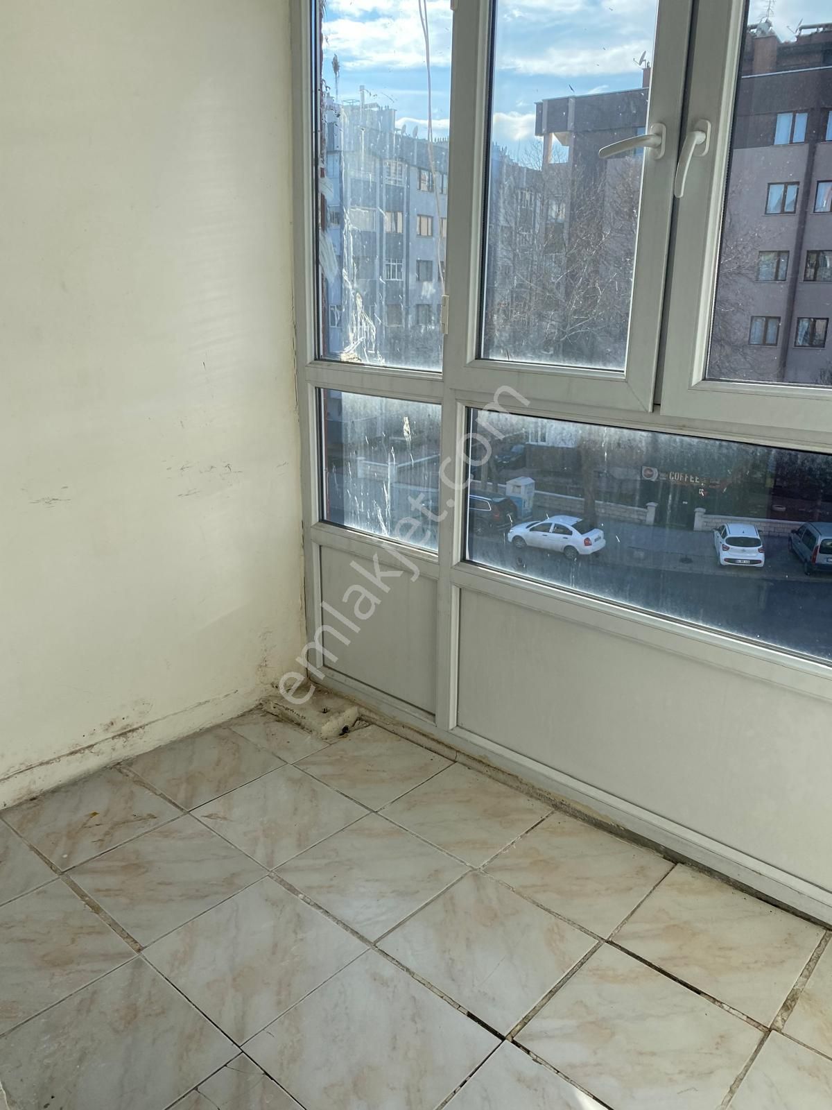 İsa Kavak Gayrimenkul'den Meram Yaka’da Kiralık Geniş 2+1 Daire - Görsel 3