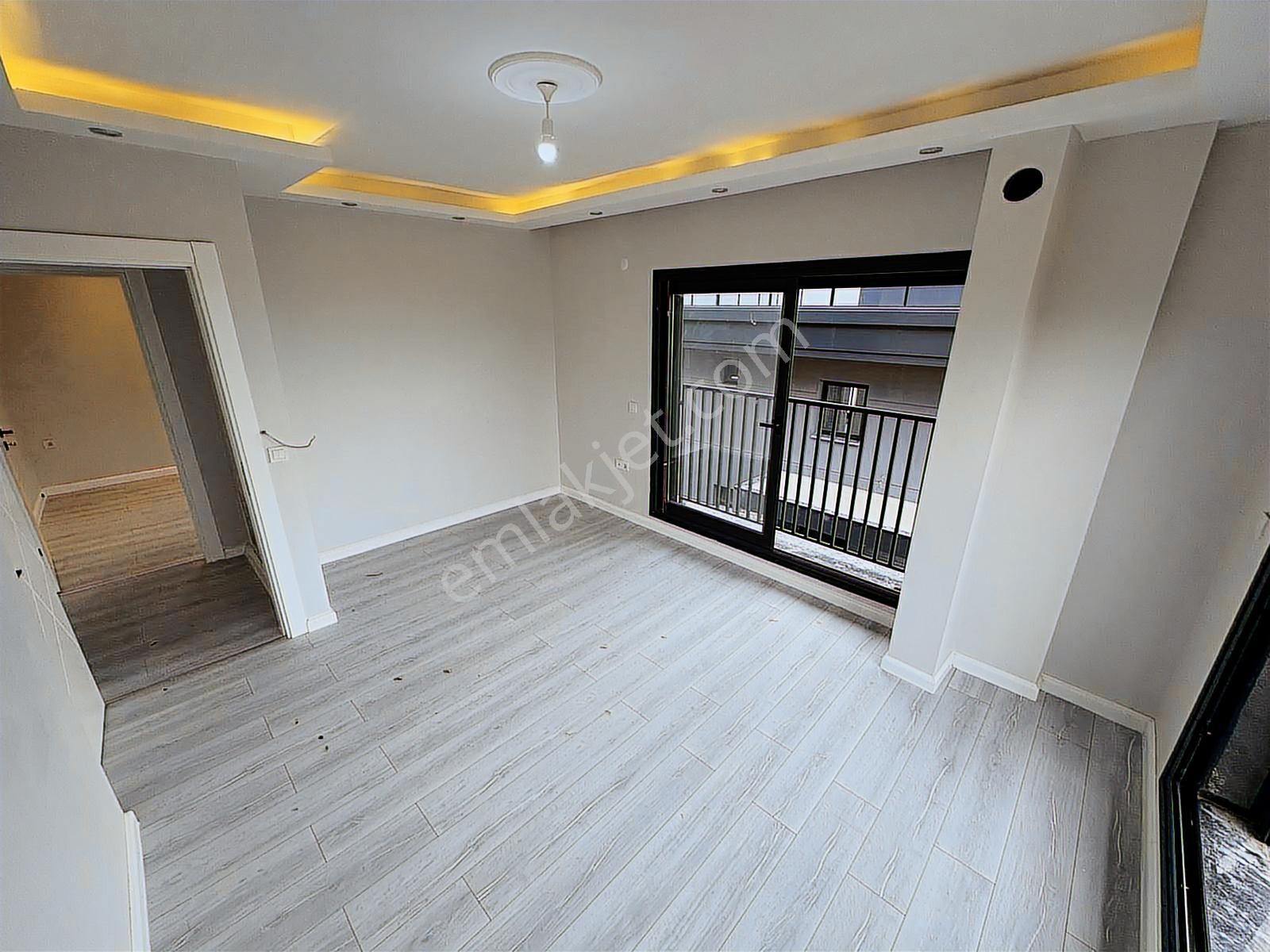 Rw Nefes' Ten Pelitköy'de Denize 150 Metre 5+1 Villa - Görsel 5