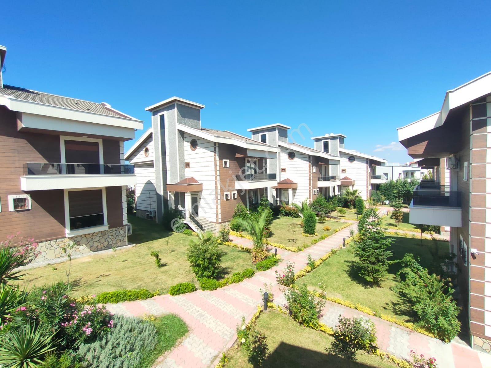 Yalova Green Hill Sitesinde, Taşınmaya Hazır, Satılık Lüks Villa - Görsel 8