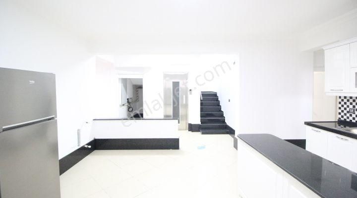 Yalova Green Hill Sitesinde, Taşınmaya Hazır, Satılık Lüks Villa - Görsel 25