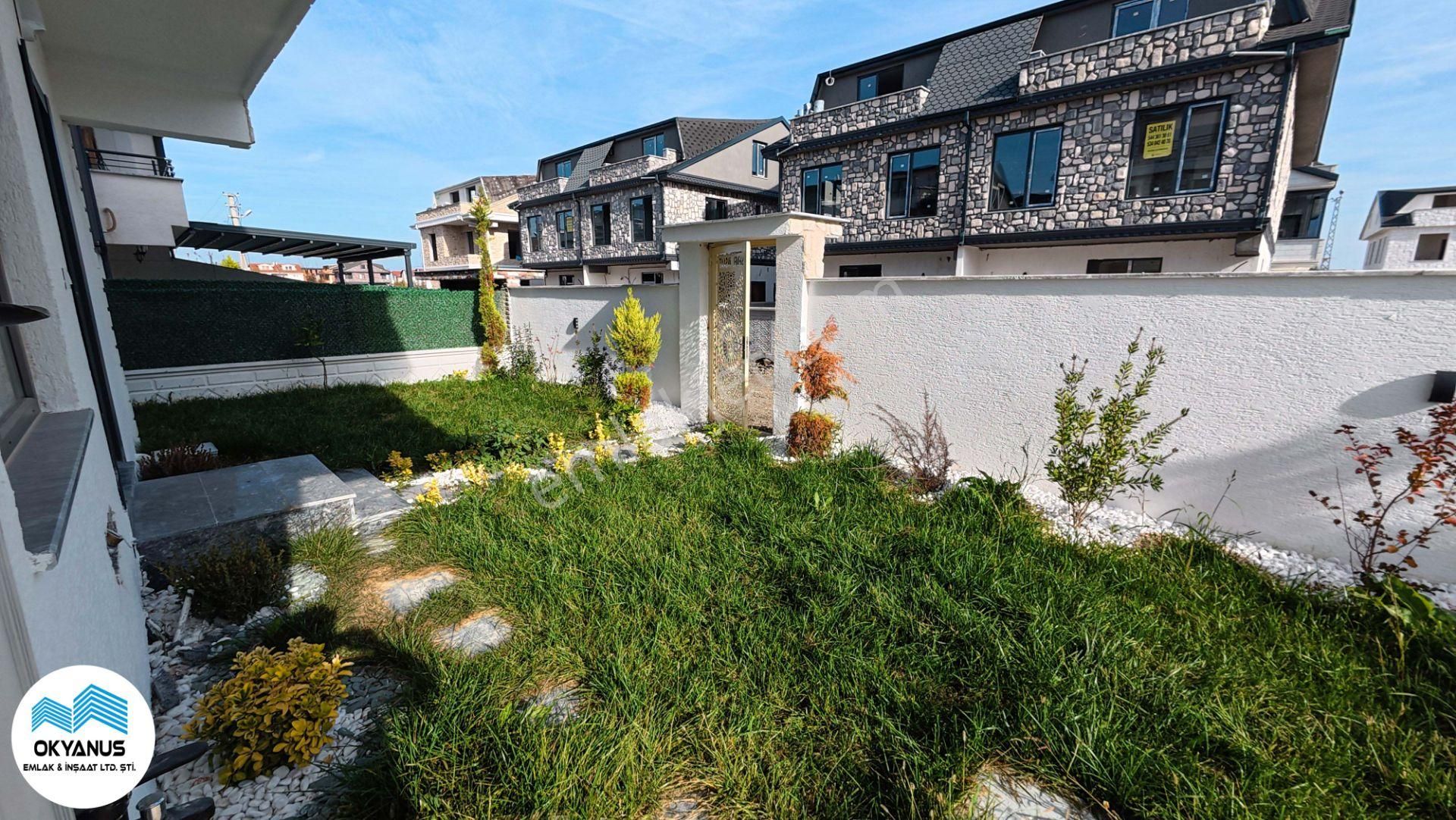 Kocaali De Plaja Yakın Havuzlu Köşe Parsel Villa! - Görsel 11