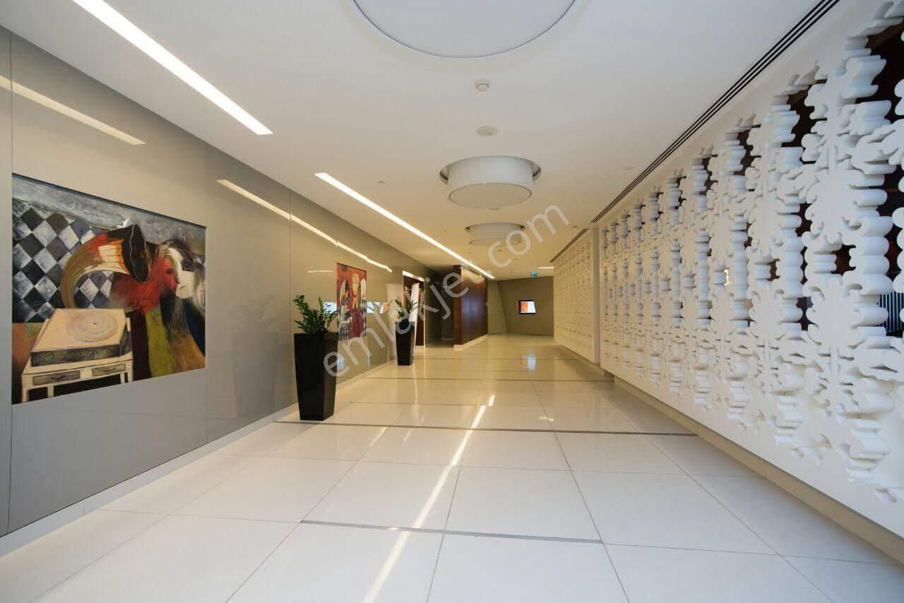 Dap Tango Kule Camlar Açılır Metro Yanı Full Otel Eşyalı - Görsel 13