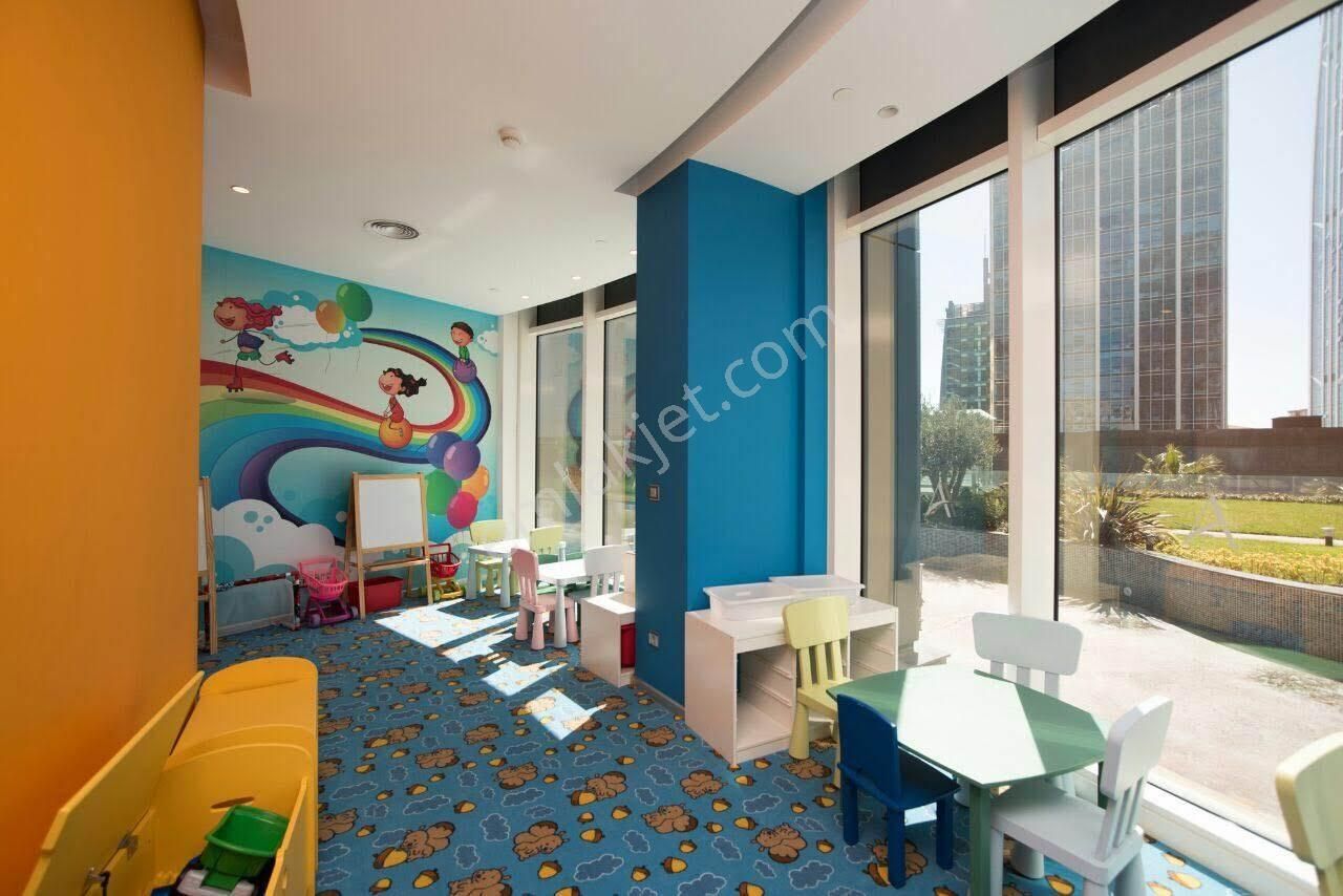 Dap Tango Kule Camlar Açılır Metro Yanı Full Otel Eşyalı - Görsel 9