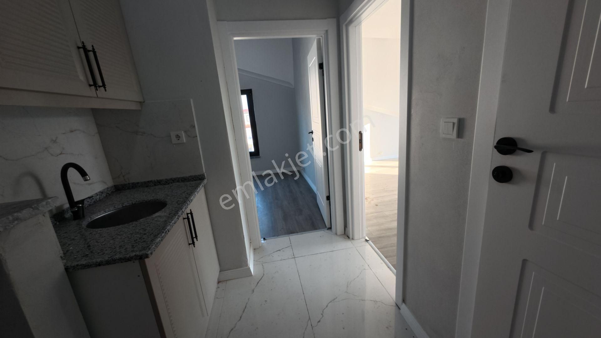 Kocaali De Deniz Kenarında Bahçeli 4+1 Müstakil Villa - Görsel 24